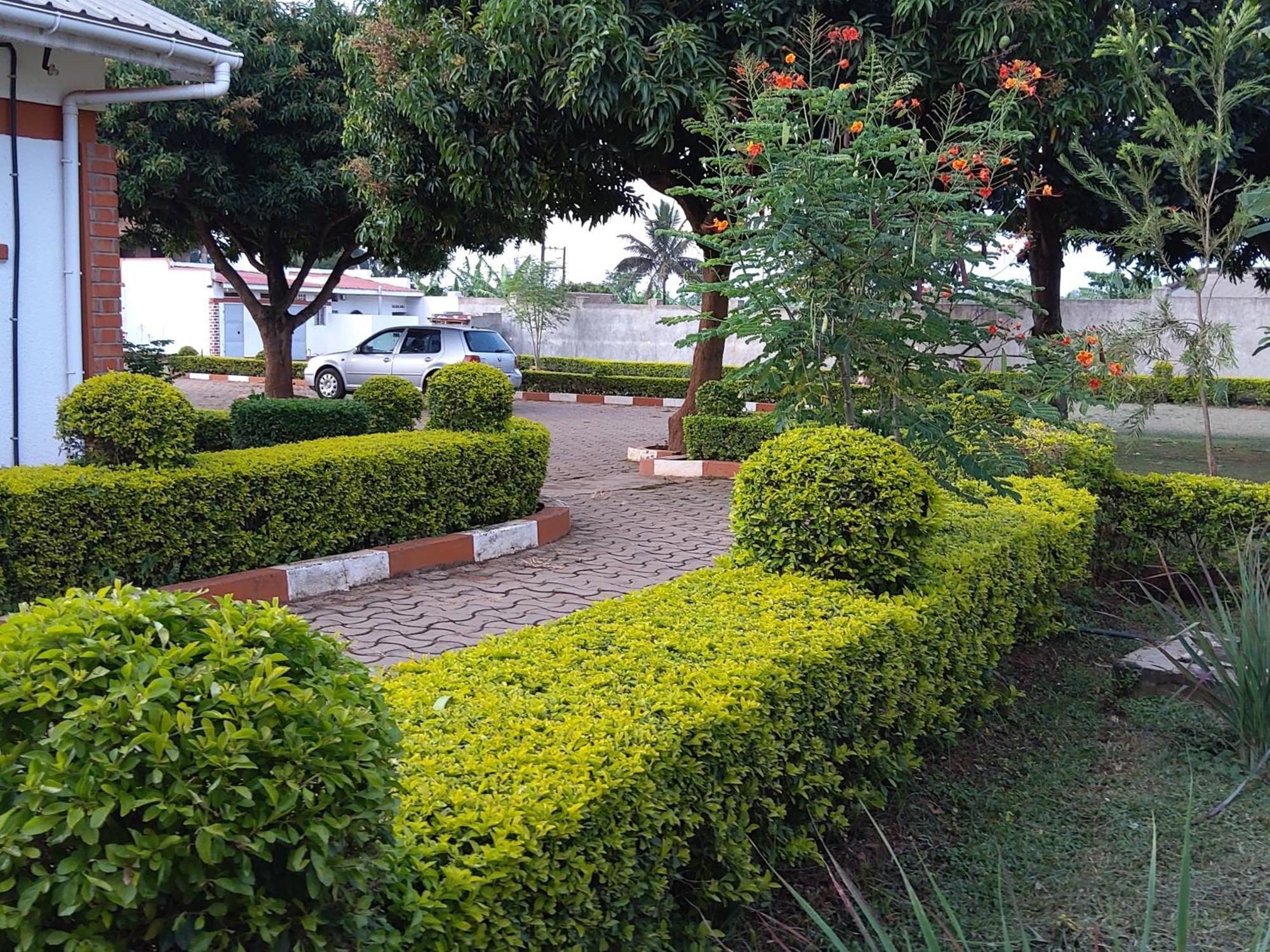 Lucia Villas Mbale ภายนอก รูปภาพ